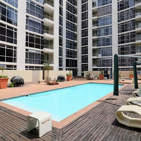 Upmarket Sandton Hydro Park Apartments Johannesburg Exterior photo