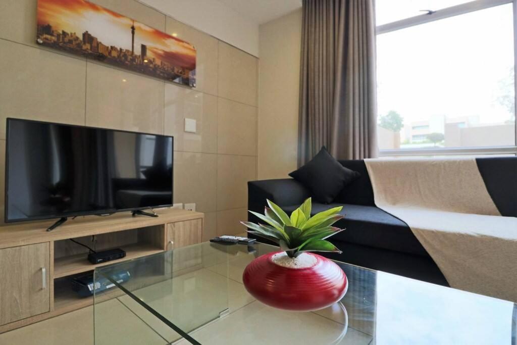 Upmarket Sandton Hydro Park Apartments Johannesburg Exterior photo